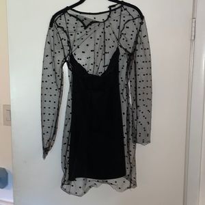 Black dress. M. Show Po